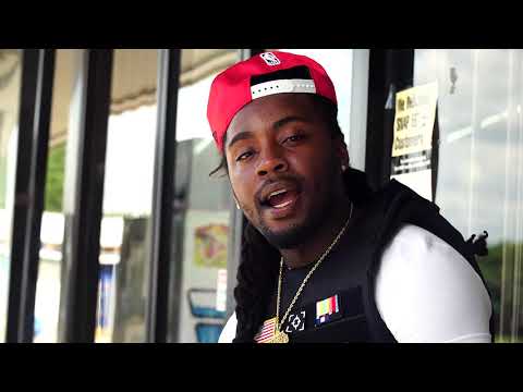 Tre Laced Up - Trenches | shot by @deezymiaci5