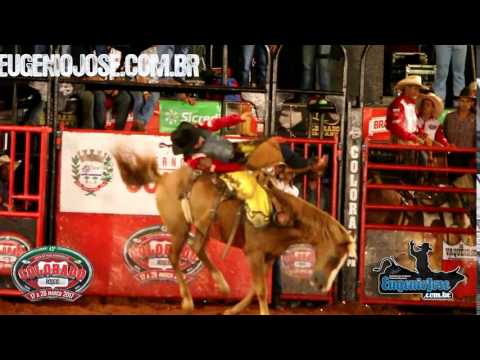 Antonio Calheiro Vs Sai de Baixo Pro Horse     Festa do Peão De Colorado 2017