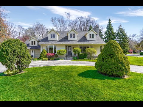10 Pinehurst Crescent Etobicoke Home for Sale - Real Estate Properties for Sale