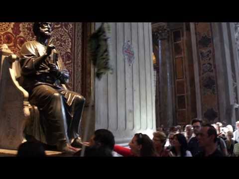 Basílica de São Pedro - Estátua de São Pedro - Basílica de São Pedro