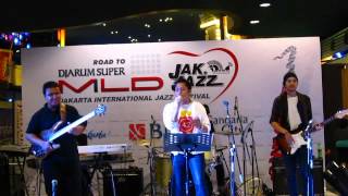 Level 42 "Love In A Peacefull World" (Cover by The 42 Tribute Band, Indonesia)