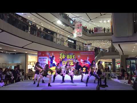 The Velvet Cover CLC (씨엘씨) - Hobgoblin + BLACK DRESS