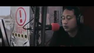 Download lagu Story wa buat yang sedang emosi mp3