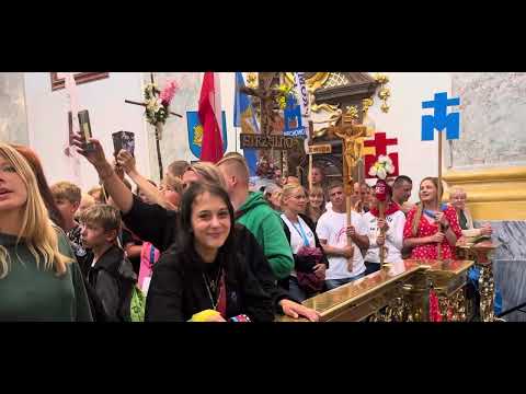 Kim jest ta? Hymn 2023