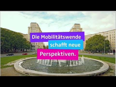 Eröffnung der neu gestalteten Karl Marx Allee