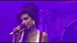 Amy Winehouse - Cupid live @ Belfort, France | June 29, 2007 - HD