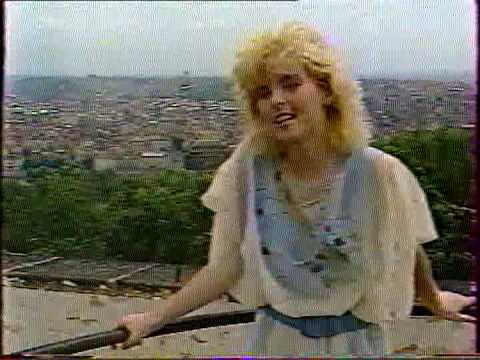 Iveta Bartošová - Poštolka