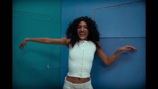 Nice To Each Other jetzt MP3 holen + Video ansehen