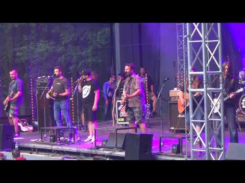 Divokej Bill - Vstávej [Bílina, 05.05.2018]