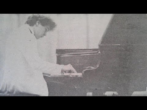 Ivo Pogorelich plays Schumann Symphonic Etudes, op. 13 – live 1982