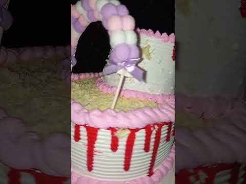 2kg White Forest cake👍#cake #millionviews #chocolate #new #cakedecorating #chocolatecake