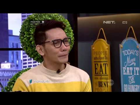 Pagi-Pagi 14 Desember 2015 - John Tumbel Sarapan Omelette In The Glass