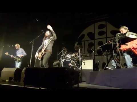 Ten years after - "I'd love to change the world" - Festival "les p'tits bouchons"