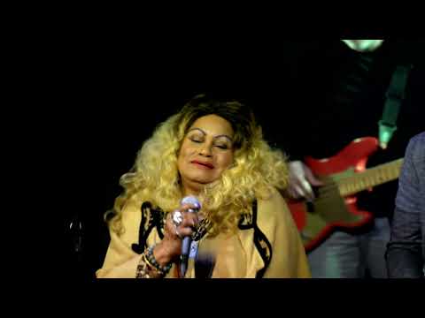 Clubdates - Harriet Lewis - 04 What A Diffrence A Day Makes