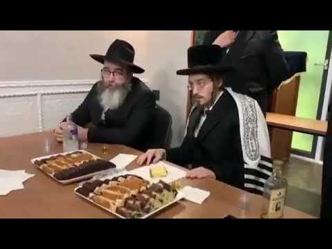 Rebbe of Sadigura visits Chabad house in frankfurt