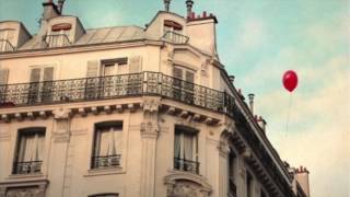 Red Balloon by Jennifer Gasoi sung by Robertson School Choir