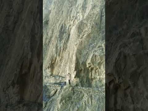 dangerous water channal buddlas nagar #gilgit #hunzapakistan #gilgitbiltistan #nature #mountain