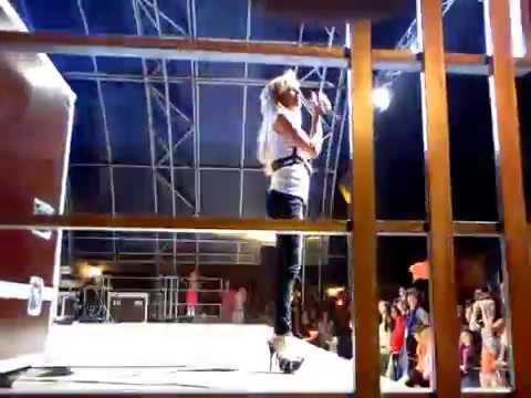 emilia live 28.05.11.3gp