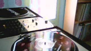 MrWide @ Zhane &quot;hey Mr Dj&quot; (remix QDIII) - rare promo