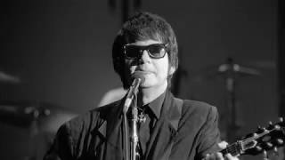 Roy Orbison - Blue Angel (Black and White Night 30)