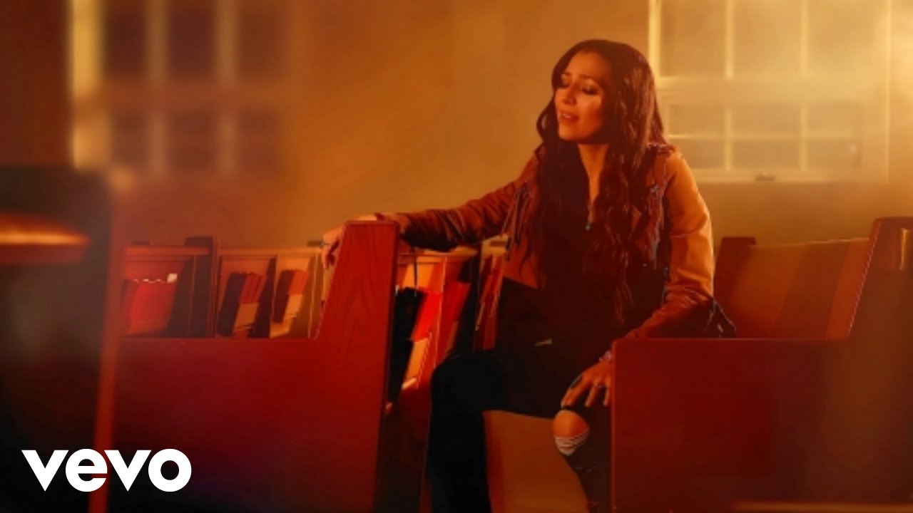 Jessica Lynn - 16 Miles (Official Music Video)