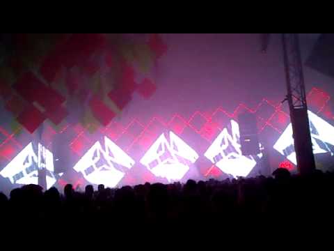 Tomorrowland 2011 - Steve Angello (Versuz Stage)