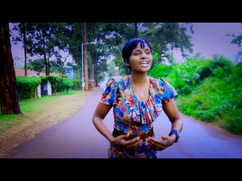 Chukua sifa  by Hadassah Paul