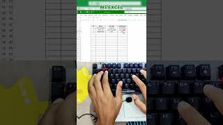 Download lagu Enter Data in Excel Like a Pro - Use This Hidden Form Trick! #ExcelTips #DataEntry #keyboard #excel mp3