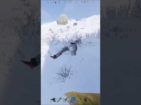 Stealing loot from clan🐀 #rust #short