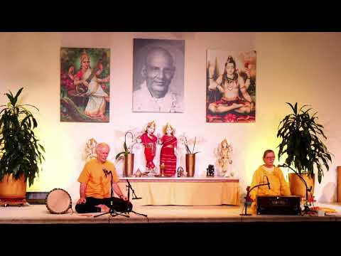 Satsang - Kirtan, Mantra und Arati mit Ananda Devi - Yoga Vidya Ashram Live,  11.11.2021, 07:00 Uhr
