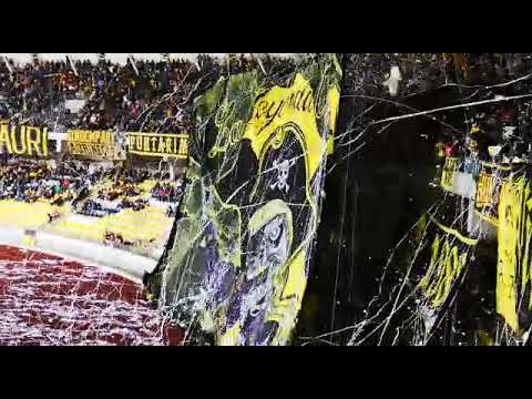 "ðŸ’›ðŸ–¤AlðŸ–¤ðŸ’›huesoðŸ–¤ðŸ’›pirataðŸ–¤ðŸ’›(recibimiento contra U española" Barra: Al Hueso Pirata &bull; Club: Coquimbo Unido