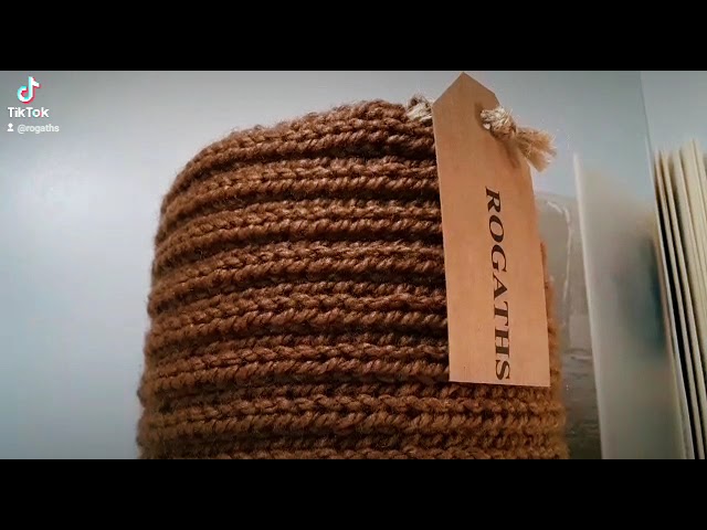 Vídeo relacionado con Result R146x - Bufanda para Aficionados, Unisex, R146X, Rojo/Blanco, Talla única