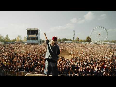 Paula Carolina – Wo ist der Bus? (Offizielles Musikvideo)