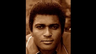 Charlie Pride. Blue eyes crying in the rain (dream dub).