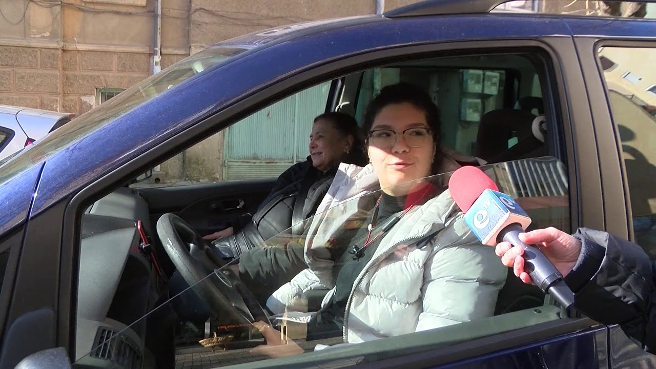Множество дупки зейнаха по хасковските улици след дъжда