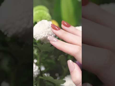 How do you like the 2023 nail trend?