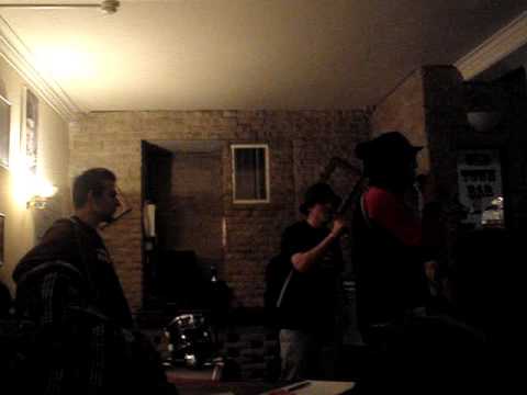 Александр из гр  РП ГОСТ на вечере памяти Грюндика 2015