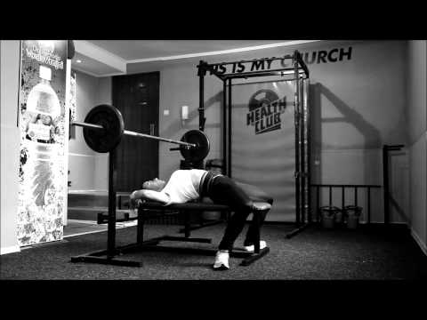 Nataša Janjić - Bench press (Health Club)