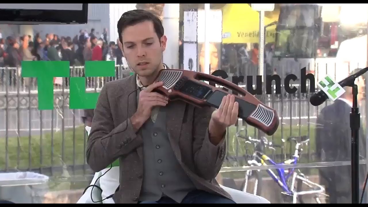 Artiphon, Multi-Instrument | TechCrunch At CES 2013 - YouTube