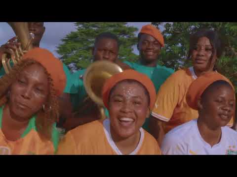 Les Pro Du Zouglou - la ola des éléphants