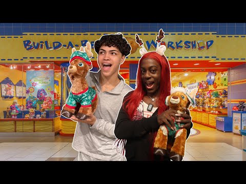 We Got CHRISTMAS Build-A-Bears!