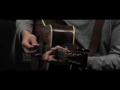 Carrie Rodriguez - Ragdoll - Live In Studio - FolkAlley