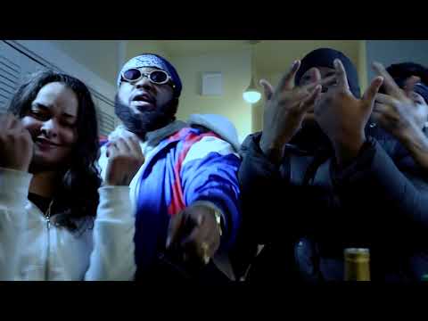 QueHurk-Boss Shit ( shot by @trevisualz)