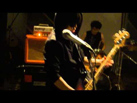 20121230 Find The Spot - Might Makes Right (Negative FX Cover)