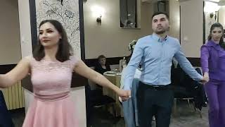Hai la hora !