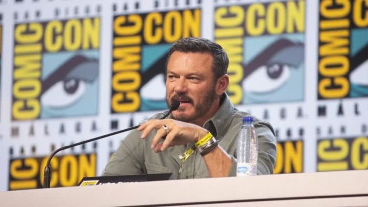 Luke Evans ed Aaron Paul al San Diego Comic-Con Malaga