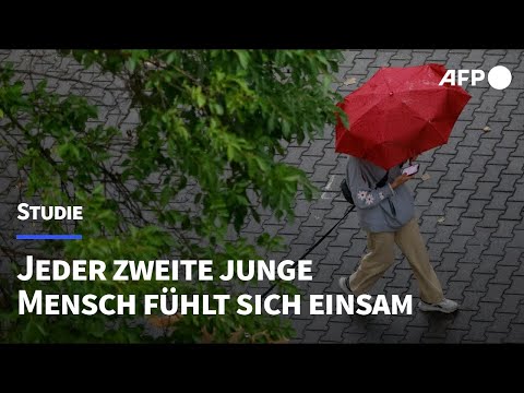 Umfrage: Jeder zweite junge Mensch in Deutschland fühlt sich einsam | AFP