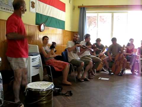 János bácsi nyakkendője... Felcsík házhoz jön... ,Békéscsaba