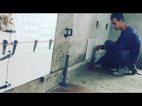 Começo assentar piso nas paredes ou no chão ? Onde começar instalação de revestimento no banheiro?