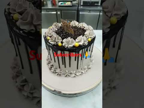 Chocolate cake #weddingcake #cakedesign #cakedecoration #youtubeshorts #viralvideo #viralshorts